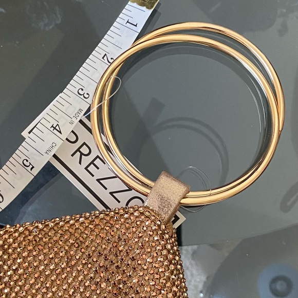 Elegant Prezzo Gold Bracelet Evening Bag New With Tags - Picture 12 of 16